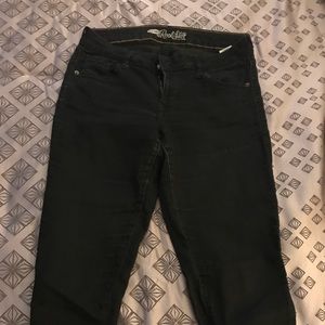 Black skinny jeans